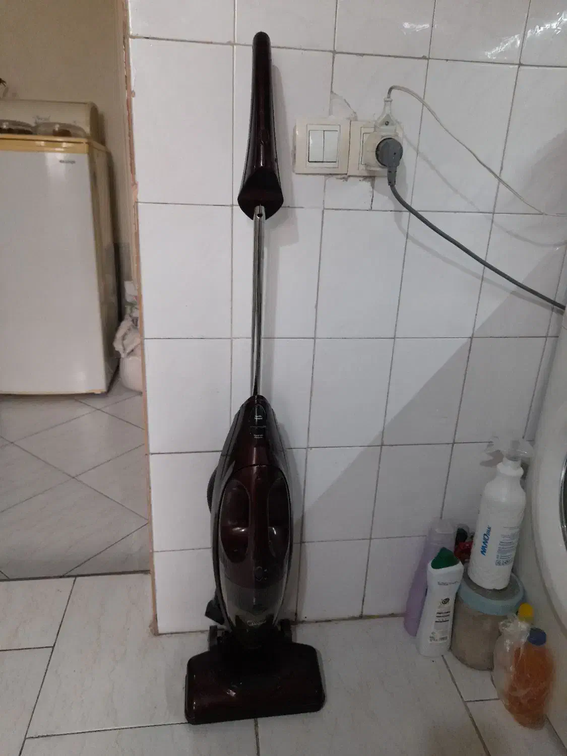 جارو شارژی  ایستاده مدیا|جاروبرقی، جارو شارژی، بخارشو|تهران, صادقیه|دیوار