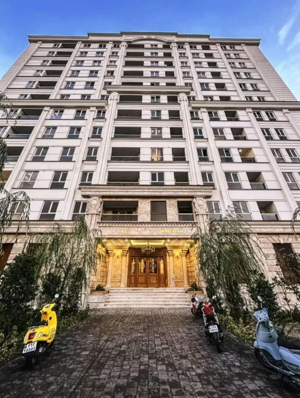 امتیاز رونیکا پالاس تهرانسر حاج رحیم قربانی|فروش آپارتمان|تهران, شهرک دانشگاه|دیوار