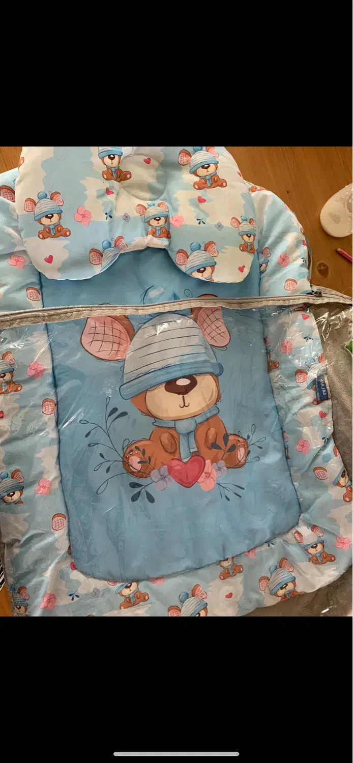 قنداقذسوییسی تشک و بالش شیردهی و فرمدهی همگی۵۵۰|اسباب و اثاث بچه|تهران, حکیمیه|دیوار