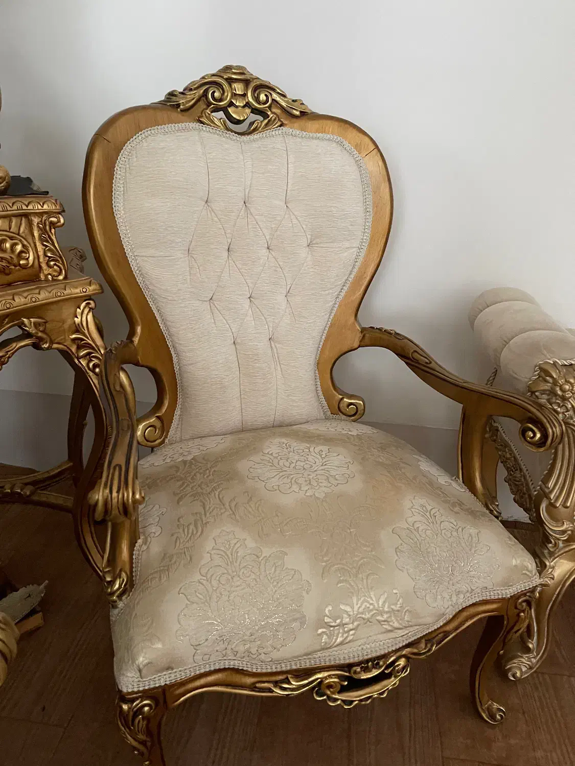 مبل|مبلمان خانگی و میز عسلی|بازرگان, |دیوار