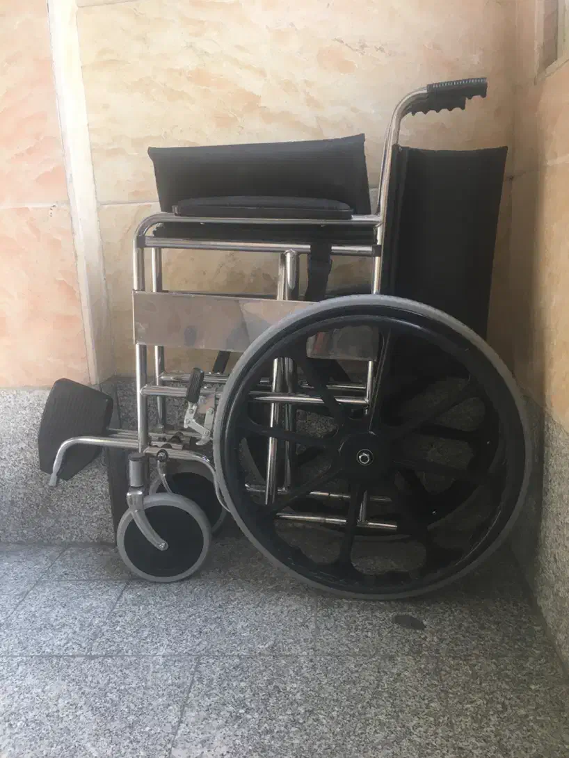 ویلچر تاشو(JTS) شرکتی کم کار  درحدنو|آرایشی، بهداشتی، درمانی|تهران, آذربایجان|دیوار