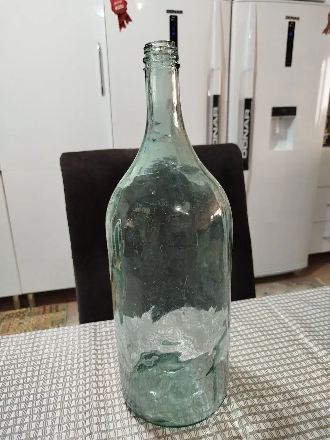 بطری ( بشلیغ )|ظروف نگهدارنده، پلاستیکی، یک‌بارمصرف|سهند, |دیوار