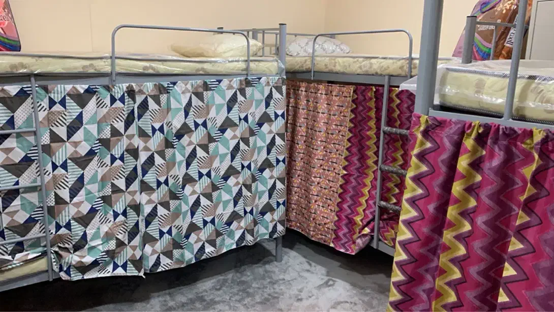 پانسیون آقایان ویژه ایرانی ها دبی( شارجه)|اجارهٔ کوتاهمدت آپارتمان و سوئیت|تهران, آبشار|دیوار