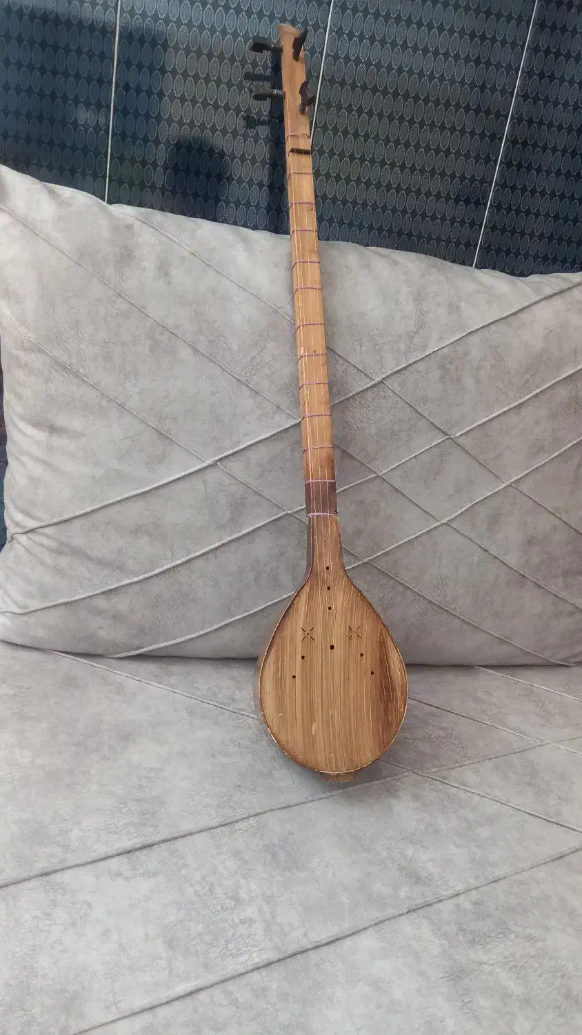 سه تار|سازهای سنتی|ارومیه, |دیوار