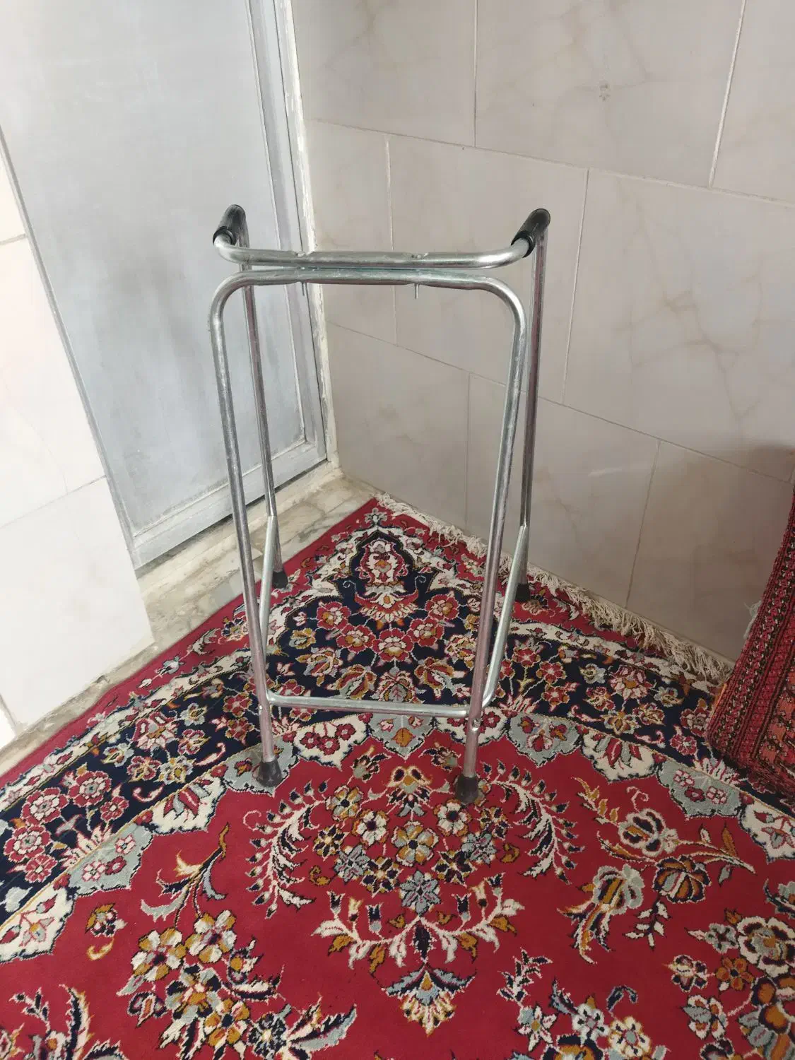 واکر و توالت فرنگی|حراج|گرگان, |دیوار