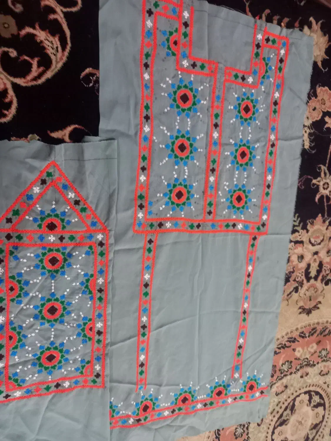 لباس بچگانه نیمه دوز|لباس|ایرانشهر, |دیوار