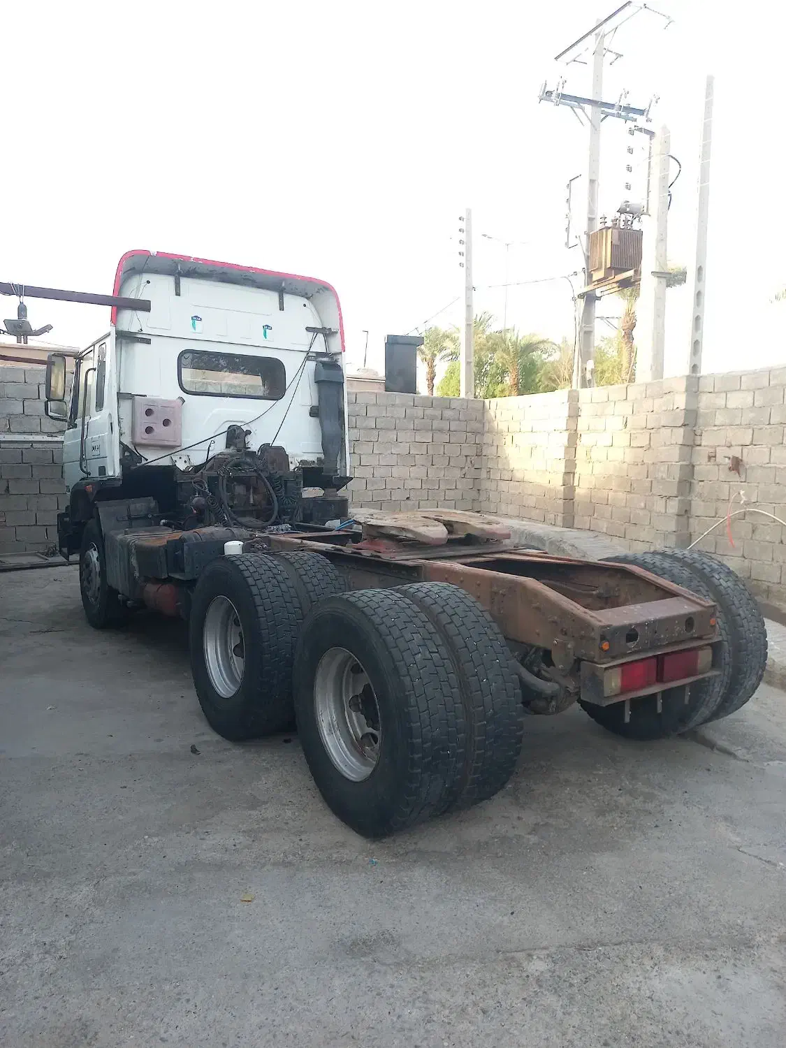 کشنده دنگ وفنگ تی ۳۰۰|خودرو سنگین|ایرانشهر, |دیوار