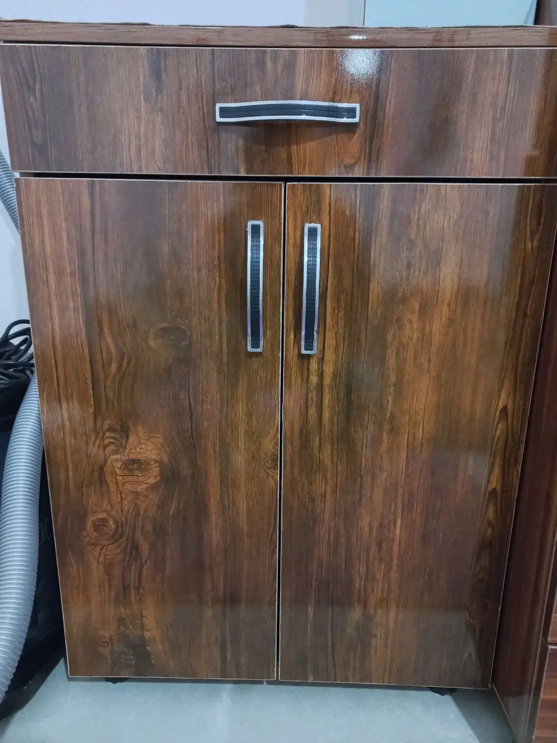 جاکفشی|جاکفشی، کمد، دراور|بجنورد, |دیوار