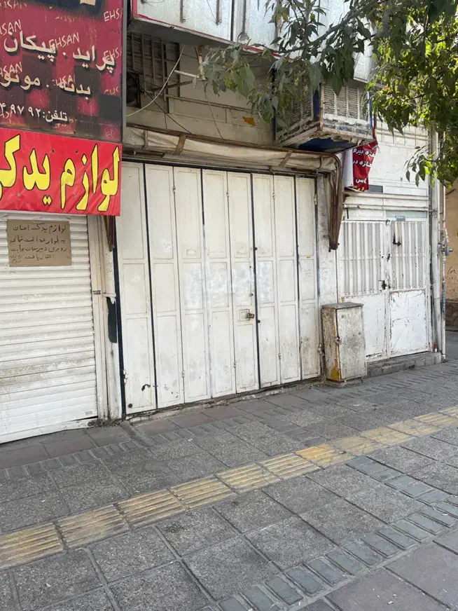 اجاره مغازه  ۴۲ متر لوکیشن بینظیر  بر بلوار عدالت|اجارهٔ مغازه و غرفه|شیراز, تندگویان|دیوار