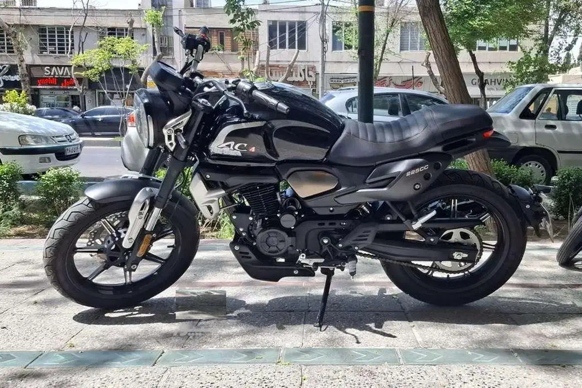 AC4|موتورسیکلت|قم, پردیسان|دیوار