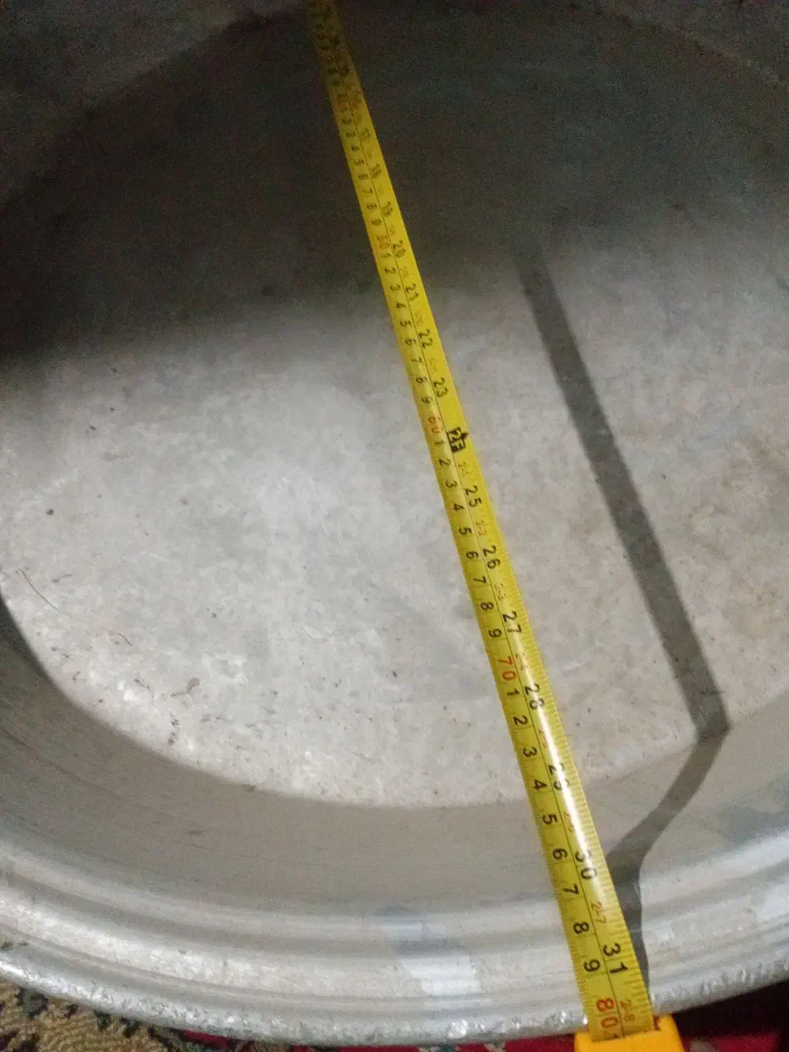 لگن بزرگ|ظروف پخت‌وپز|کلاله, |دیوار