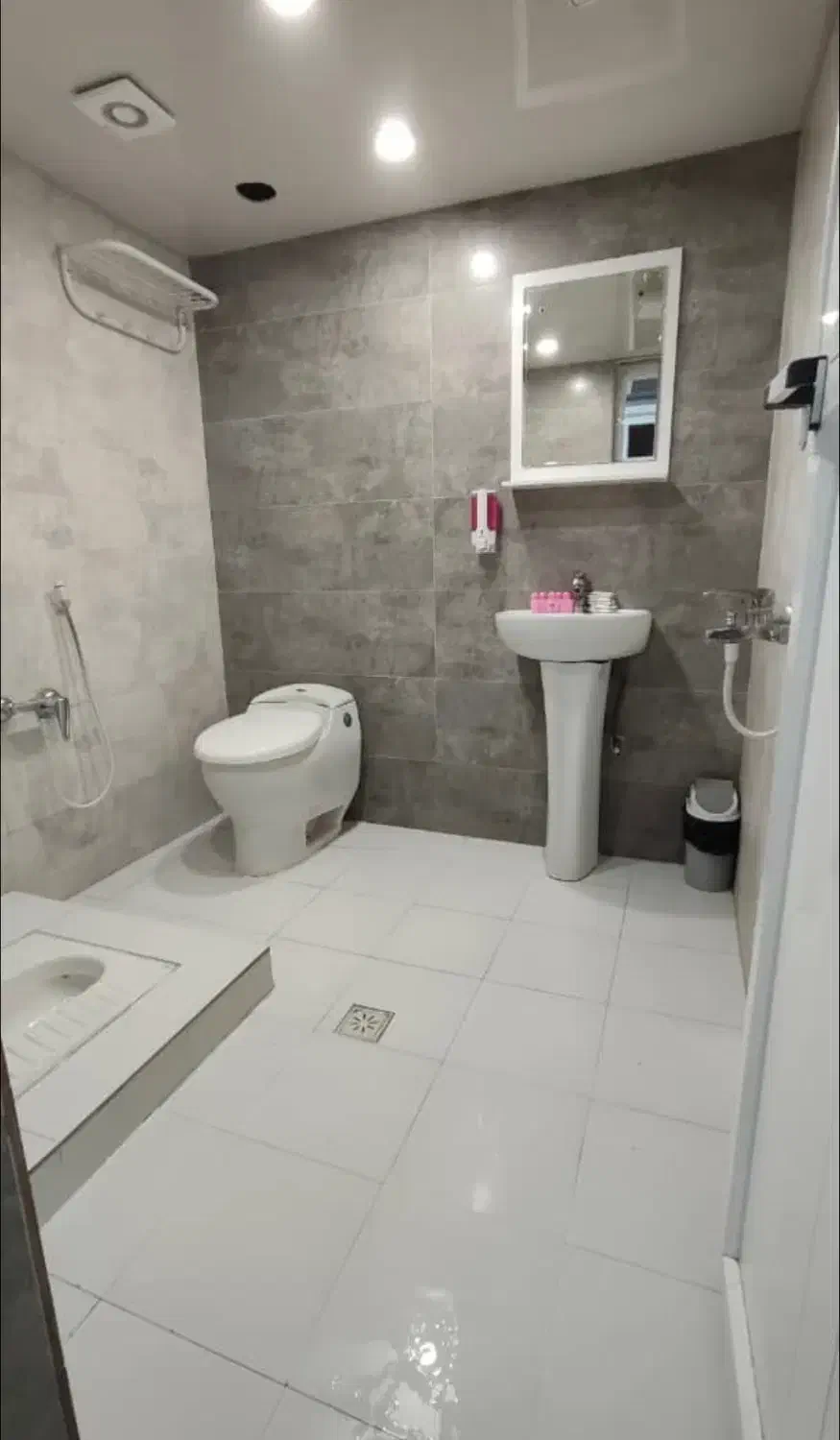 هتل آپارتمان سوییت مسافرخانه زائرسرا|اجارهٔ کوتاه‌مدت آپارتمان و سوئیت|مشهد, آیت الله خامنه‌ای|دیوار