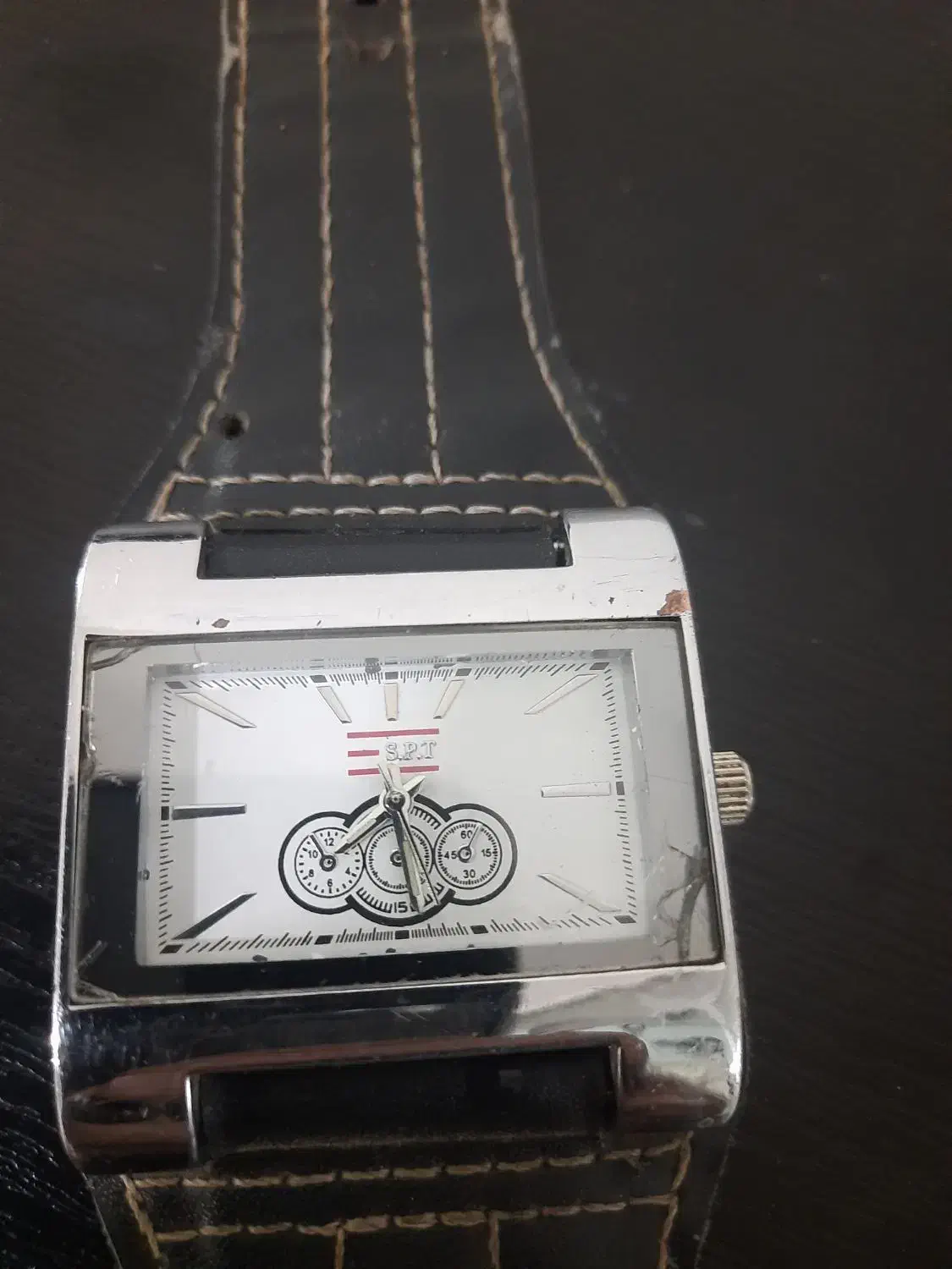 ساعت های زیبا سالم  250 و 300|ساعت|خوی, |دیوار