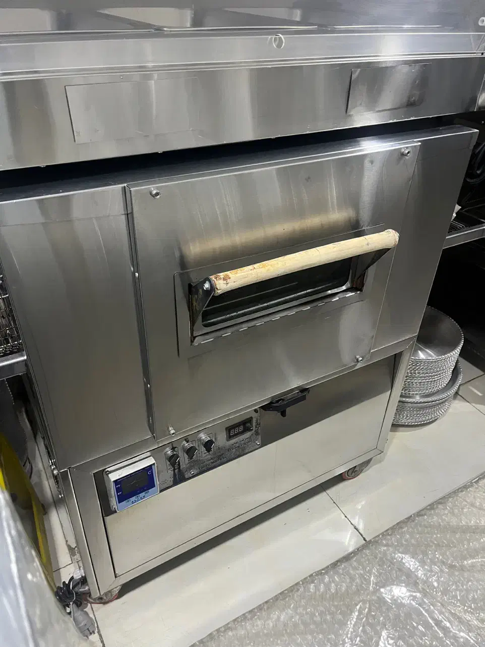 فرپیتزاریلی تاپینگ یخچال|کافی‌شاپ و رستوران|تهران, شهرک ولیعصر جنوبی|دیوار