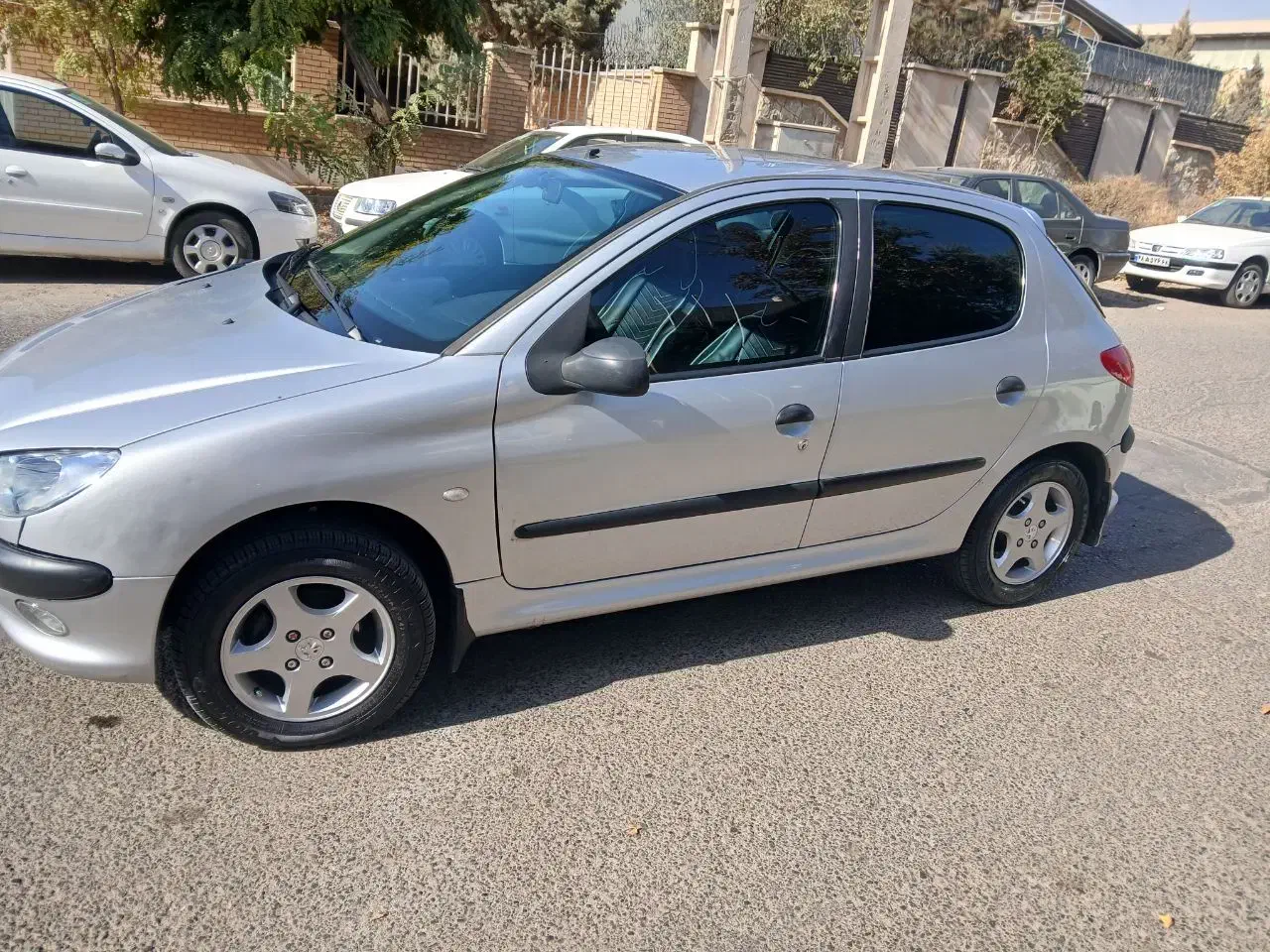 پژو ۲۰۶ تیپ ۲ بی رنگ|خودرو سواری و وانت|هشتگرد, شهرک پامچال|دیوار