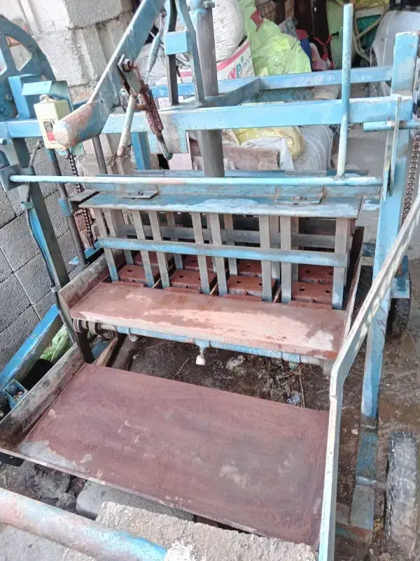 دستگاه بلوک زن (بلوکه زن )|ماشین‌آلات صنعتی|نیشابور, ریوند|دیوار