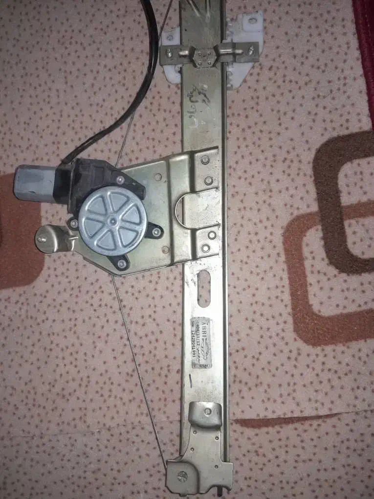 شیشه بالابر پراید سمت شاگرد نو اکبند|خدمات موتور و ماشین|آستارا, |دیوار