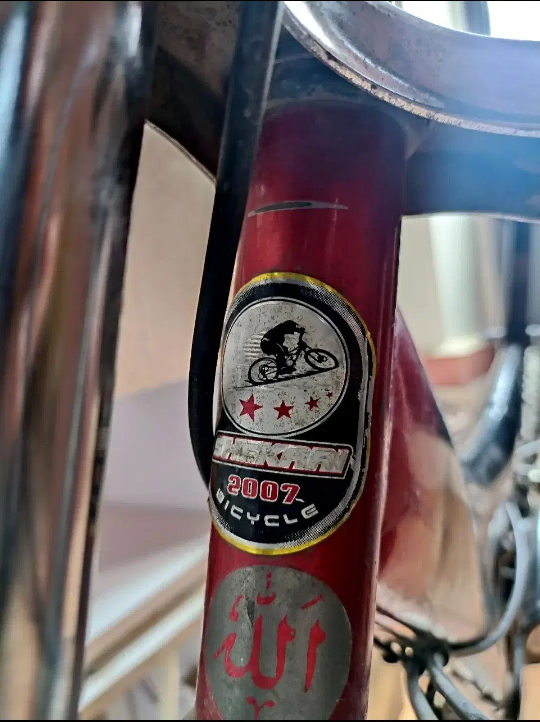 دوچرخهShekari 2007 سایز ۲۴،سالم ، سرویس لازم داره.|دوچرخه، اسکیت، اسکوتر|چهاردانگه (تهران), |دیوار