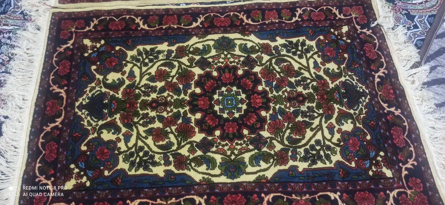 فرش دستباف گل سرخ|فرش|سنقر, |دیوار
