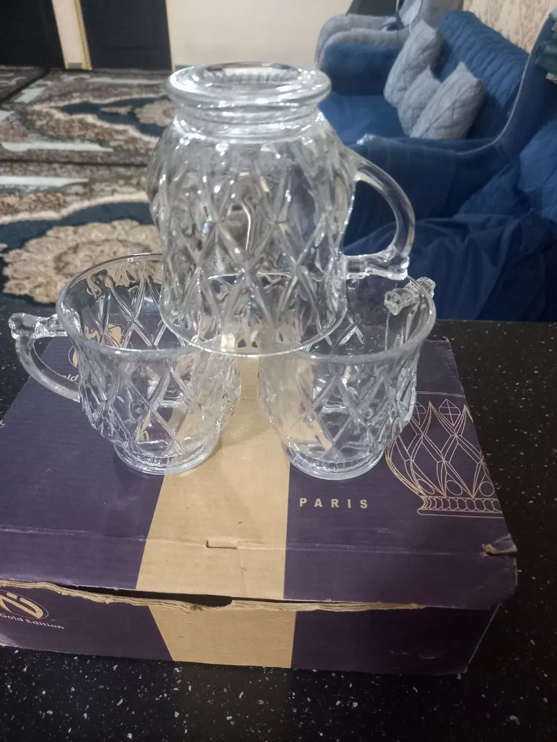 استکان چای|ظروف سرو و پذیرایی|بهارستان, |دیوار