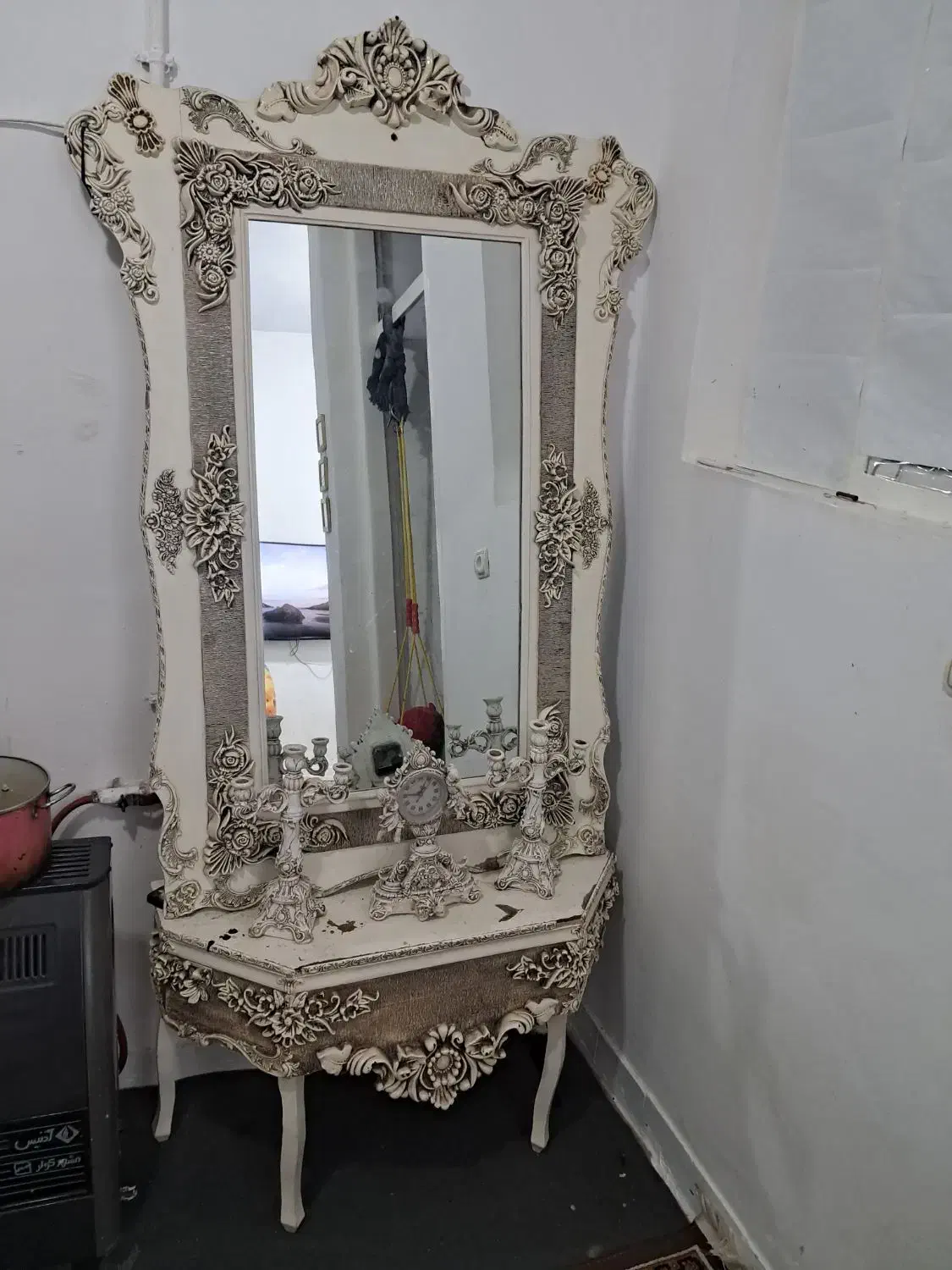 آینه شمعدان|آینه|شیراز, تندگویان|دیوار