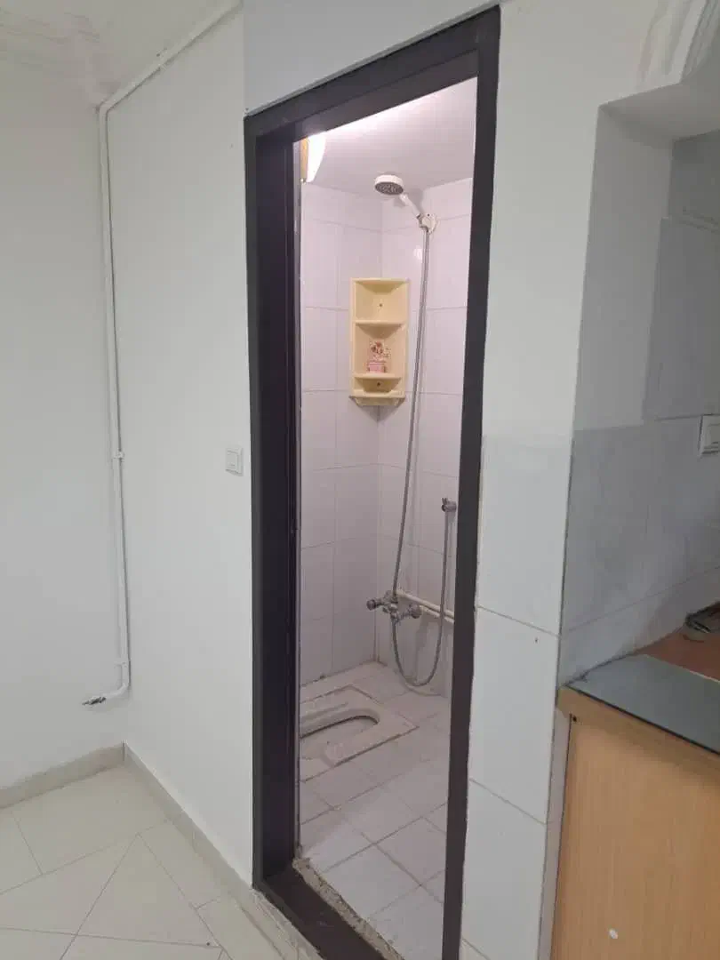 دفترکار حاشیه شهدا تمیز تازه رنگ یکسره|اجارهٔ دفتر کار، اتاق اداری، مطب|بیرجند, |دیوار