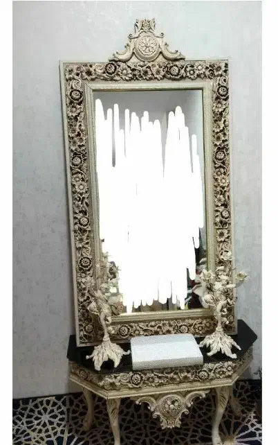 آینه و شمعدان|آینه|نجفآباد, گلدشت|دیوار