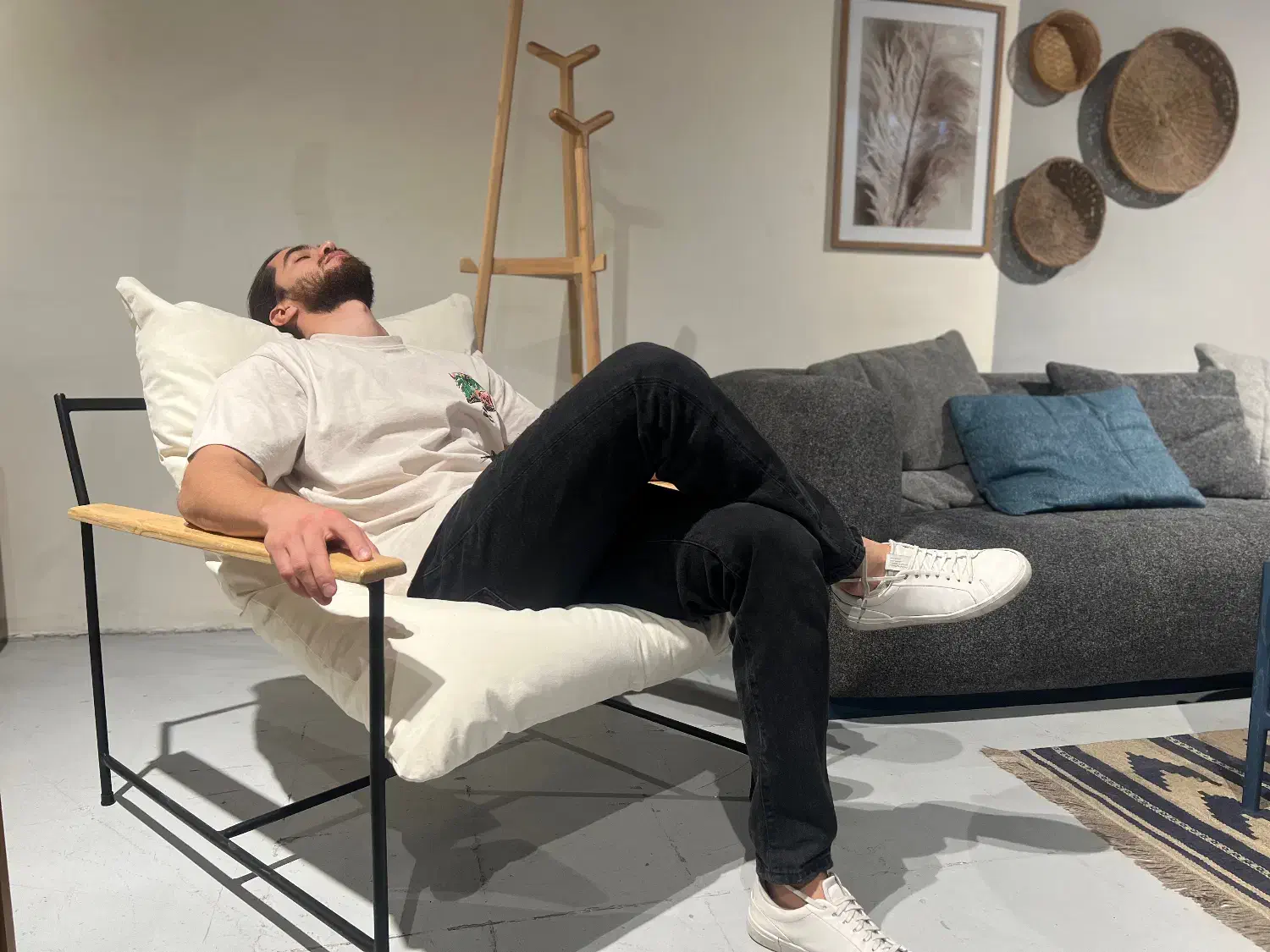 مبل راحتی تک نفره تهرانپارس غربی|مبلمان خانگی و میز عسلی|تهران, تهرانپارس جنوبی|دیوار