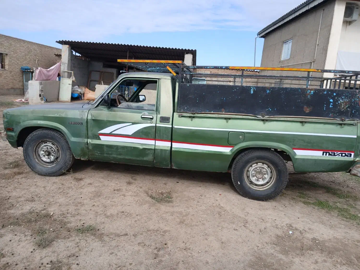 مزدا 2000 اصل ژاپن مدل ۸۲ رنگ یشمی متالیک|خودرو سواری و وانت|آق قلا, |دیوار