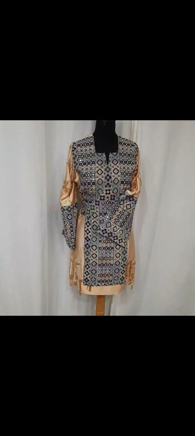 لباس|لباس|خان ببین, |دیوار