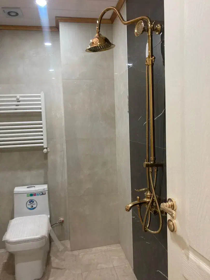 آپارتمان۱۲۰متر/۲خ/تک واحد۳ساله/چهارباغ شرقی/شخصی