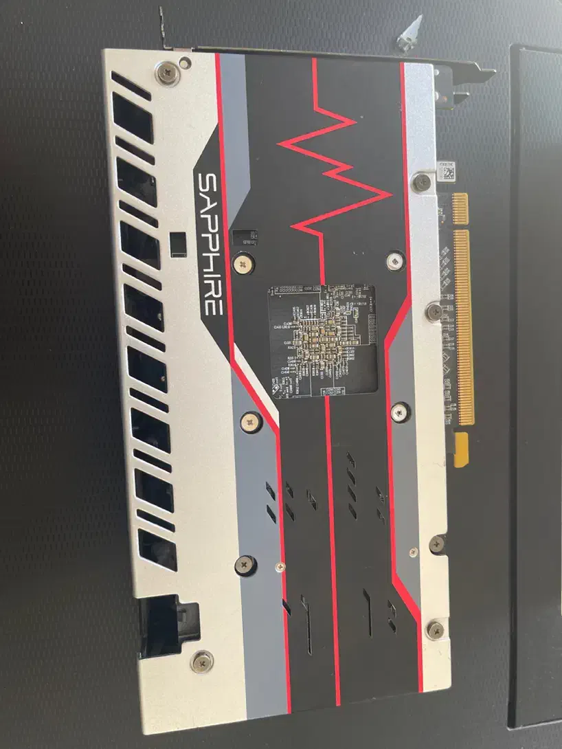 گرافیک 580 هشت گیگ سافایر پالس|قطعات و لوازم جانبی رایانه|شیراز, دلجو|دیوار