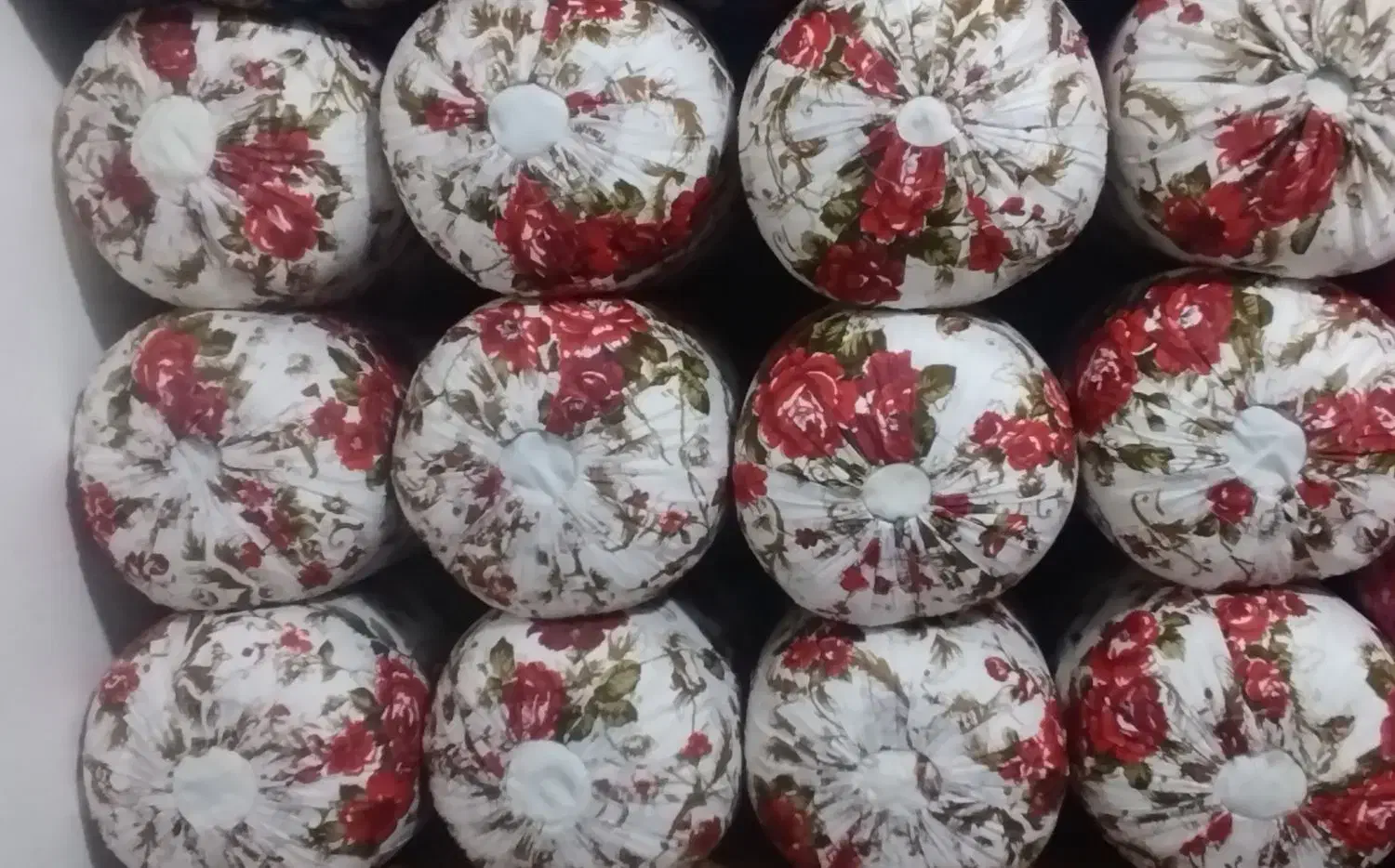 12عدد بالشت عروس با گل پر|رختخواب، بالش، پتو|یاسوج, |دیوار