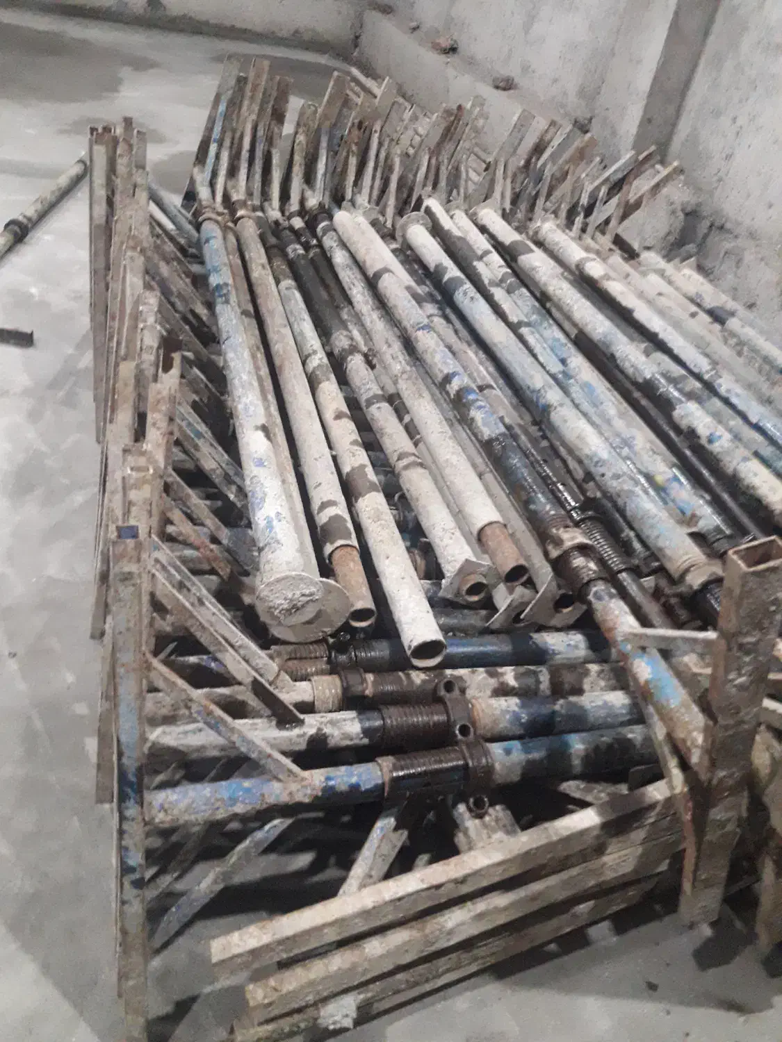 جک فلزی کارکرده|مصالح و تجهیزات ساختمان|رشت, سلیمانداراب|دیوار