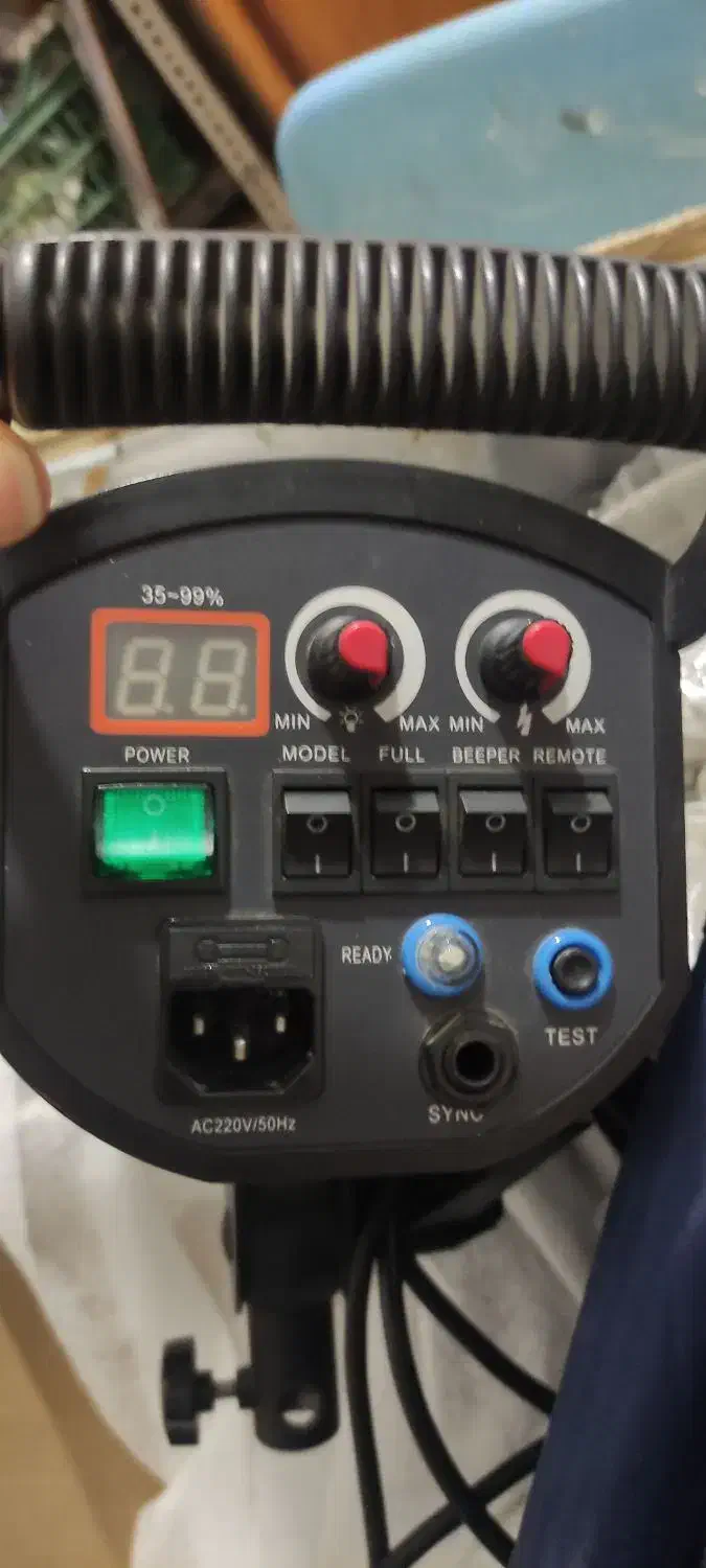 فلاش کاملا سالم|دوربین عکاسی و فیلم‌برداری|وحیدیه, |دیوار