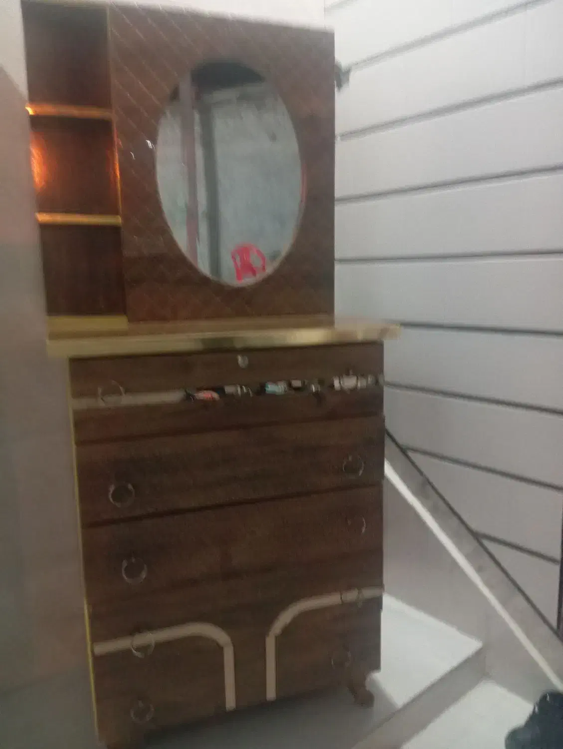 کمد دراور در حدنو|جاکفشی، کمد، دراور|بندر گز, |دیوار