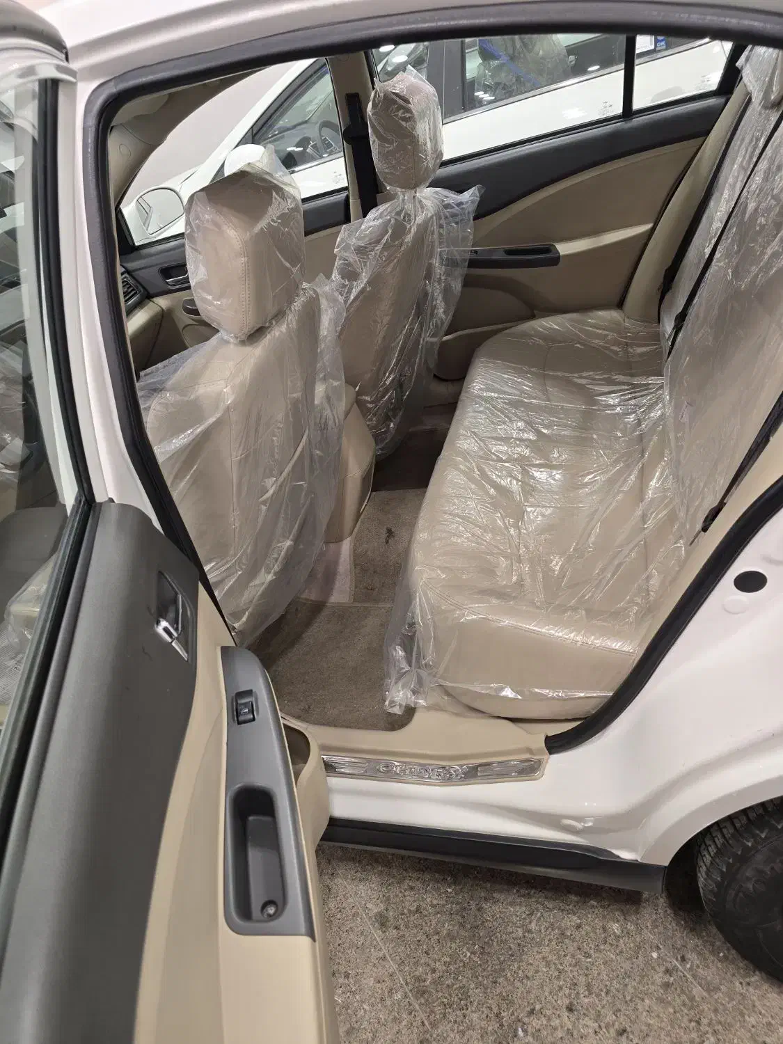 ام وی ام 550|خودرو سواری و وانت|اصفهان, امامزاده اسماعیل|دیوار