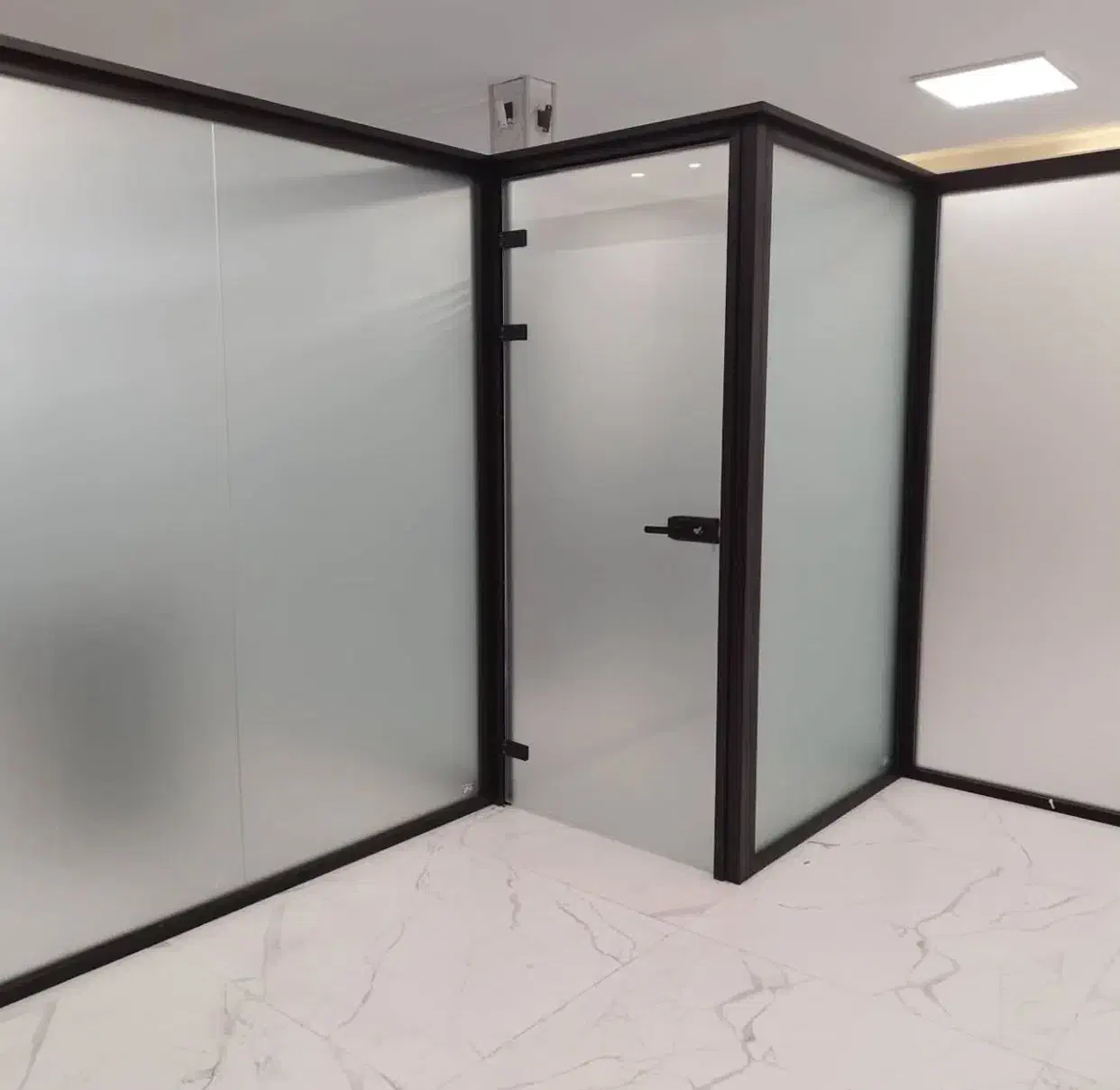 پارتیشن شیشه ای کرج بدون واسطه|خدمات پیشه و مهارت|کرج, عظیمیه|دیوار