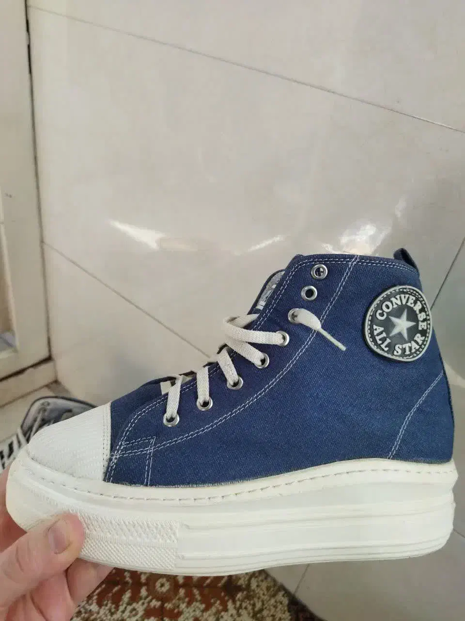 نیم پوت جین با کتونی هر ونو هستن|کیف، کفش، کمربند|نسیمشهر, |دیوار