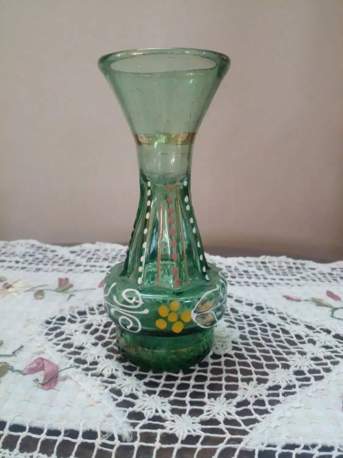 گلدان بلوری|کلکسیون اشیاء عتیقه|تهران, افسریه جنوبی|دیوار