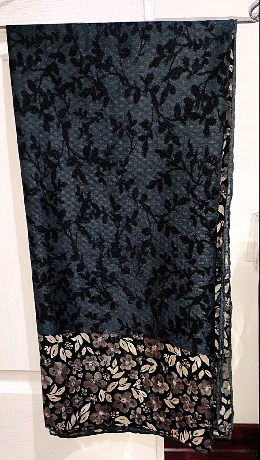 روسری  لباس زنانه پارچه چادر و چند دست لباس بچگانه|لباس|تهران, شمس‌آباد|دیوار