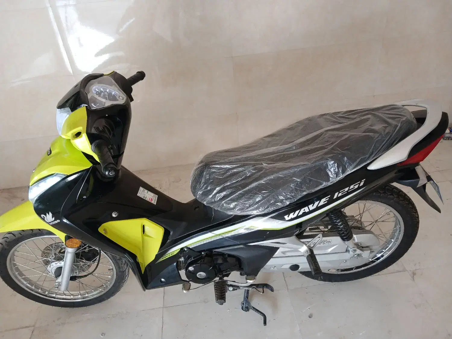 موتور بهرو بی کلاج ۱۲۵ مدل ۱۴۰۲|موتورسیکلت|کاشان, لتحر|دیوار