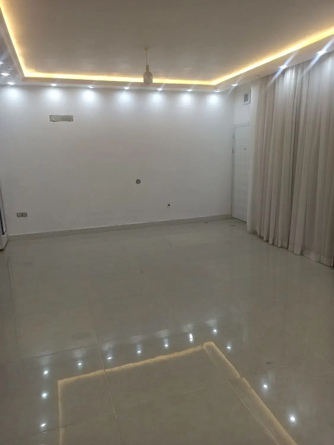 اجاره منزل ویلای|اجارهٔ خانه و ویلا|شیراز, شیخ روزبهان|دیوار