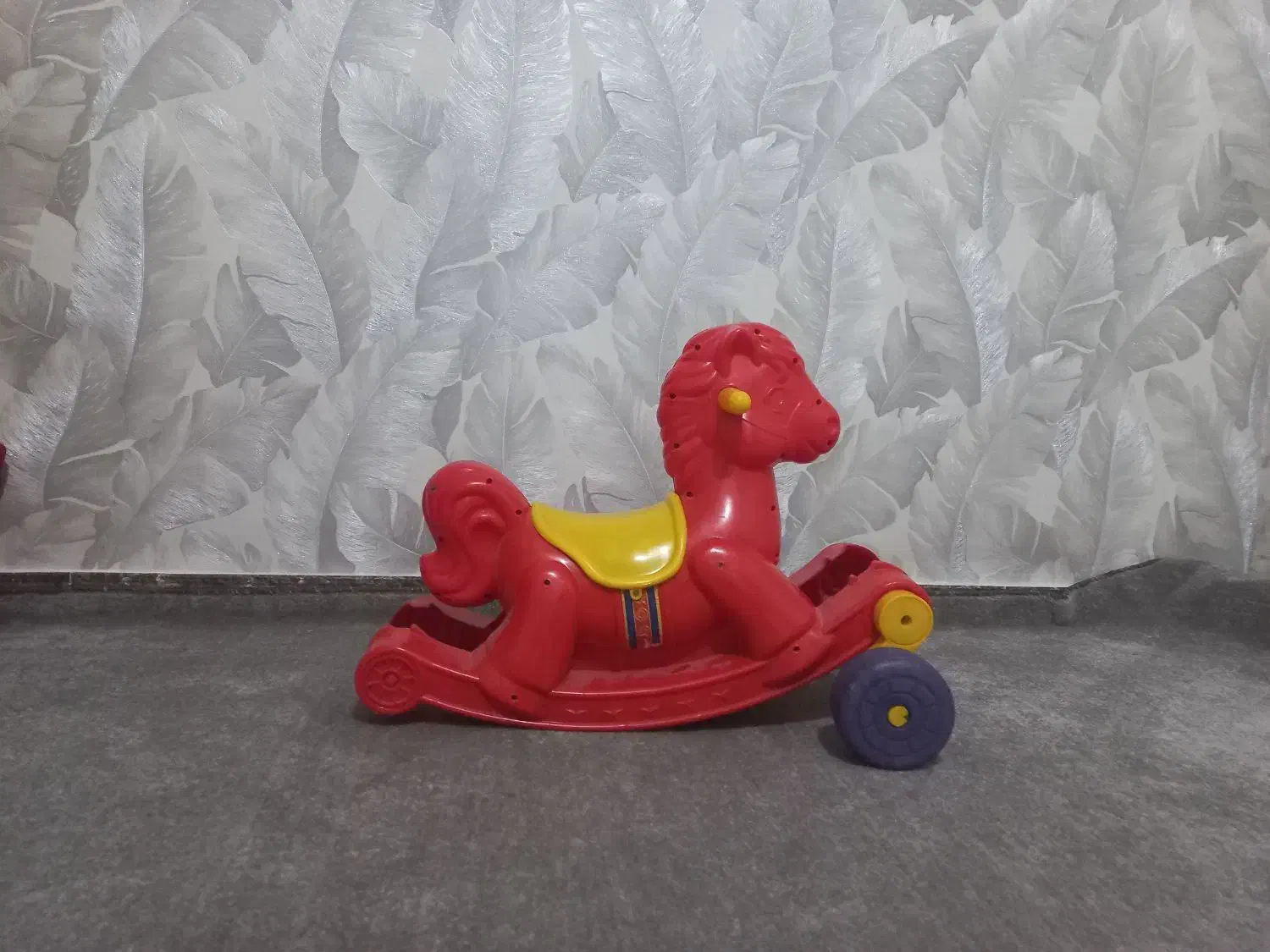 تاب و اسب کودک|اسباب‌‌بازی|پاکدشت, پاکدشت (مامازند)|دیوار