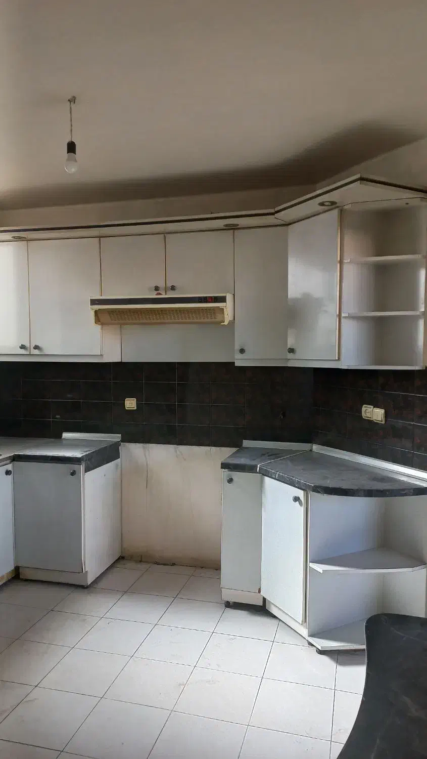 کابینت فلزی دست دوم قابل استفاده|مصالح و تجهیزات ساختمان|اصفهان, جلفا|دیوار