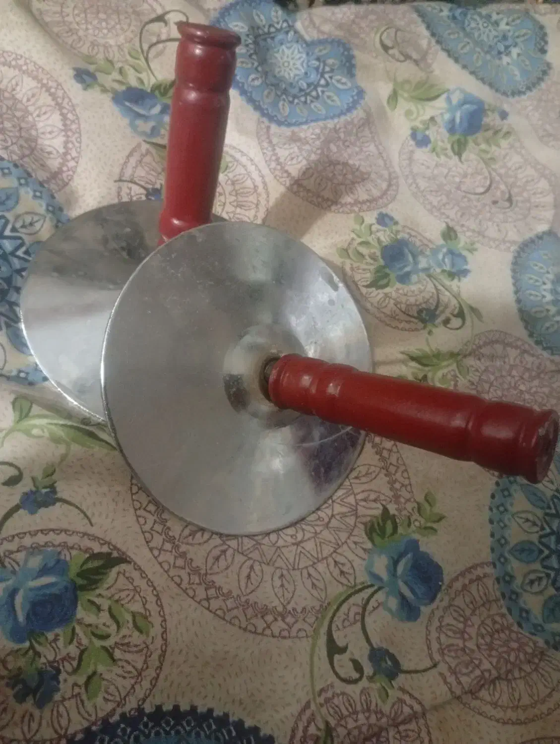 یک جفت سنج عربی|درام و پرکاشن|زابل, |دیوار