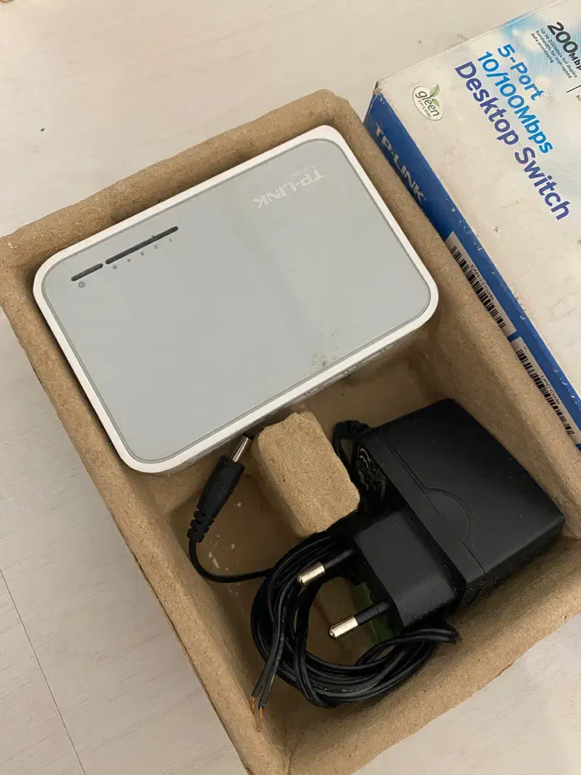 هاب سوئیچ 5 پورت تی پی لینک|مودم و تجهیزات شبکه|زنجان, |دیوار