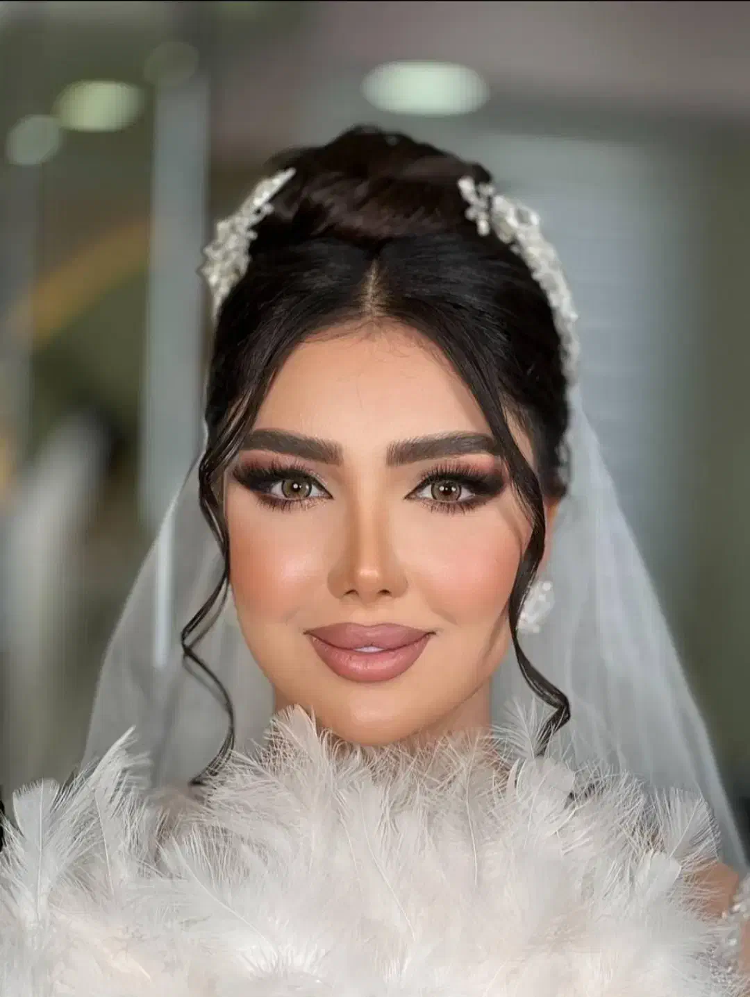 میکاپ و شنیون کرلی|خدمات آرایشگری و زیبایی|تهران, شمیران‌نو|دیوار