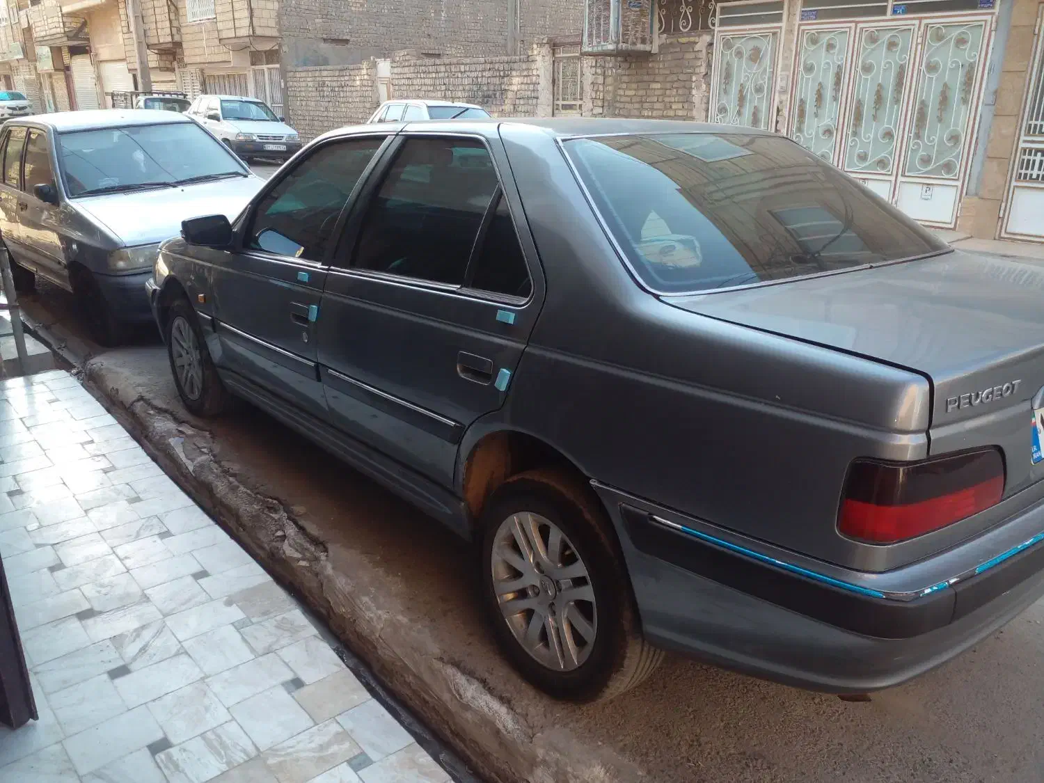 پارس ۸۵ تمیز|خودرو سواری و وانت|قم, شهرک فاطمیه|دیوار