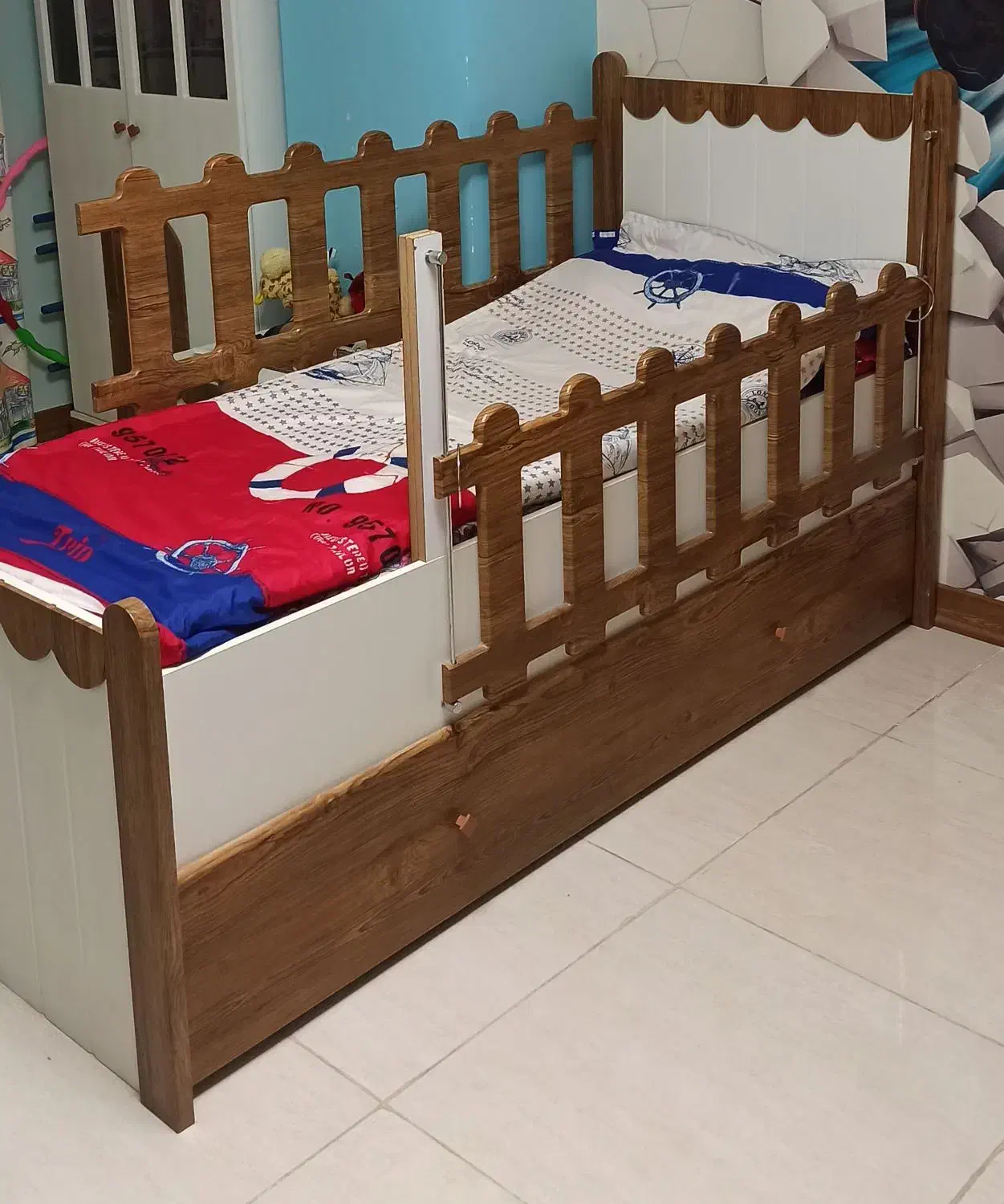 تخت و کمد بچه گانه|تخت و صندلی بچه|تبریز, |دیوار